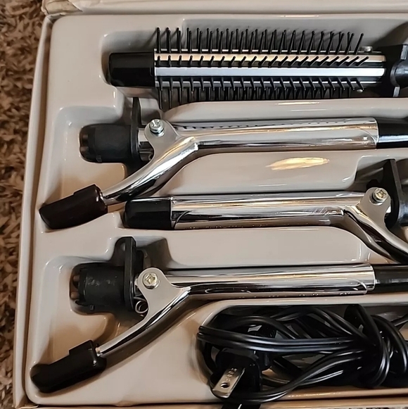 Windmere 4 Way Curls Vintage Curling Iron Set 4 in 1 Attachments